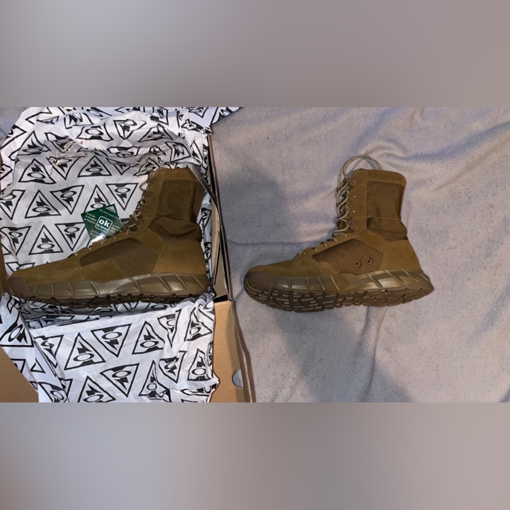 Oakley boots. Never worn, still has tags